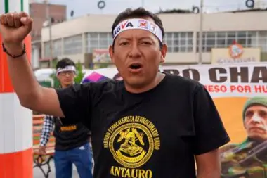 Dr. Iro Chagua, la voz "antivacuna" al Senado del Perú: “La vacuna COVID es un veneno”