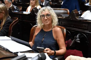 Mónica Frade: "Probablemente Adorni ya no sea jefe de Gabinete cuando lo citemos"