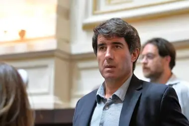 "El radicalismo debe fortalecerse para ser alternativa a los extremos"