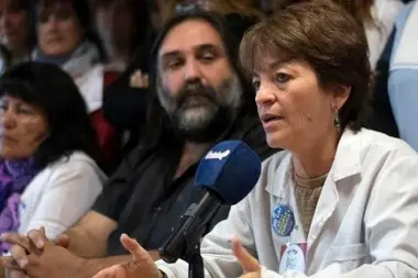 SUTEBA: "La escuela pública se ha convertido en la trinchera de lo público"