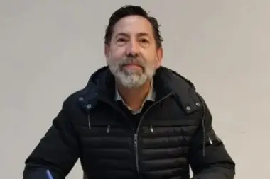 Gastón Alberdi: "Los hermanos Milei no se hablan y tienen la SIDE dividida a la mitad"