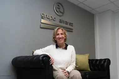 "La gente se está endeudando no para crecer, sino para comprar comida"
