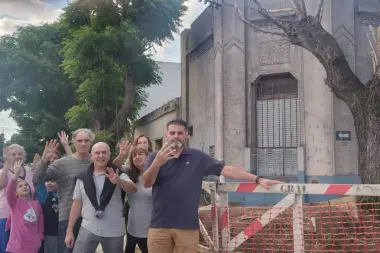 Vecinos de Tolosa: "Exigimos seis meses de resarcimiento por el desastre de EDELAP"