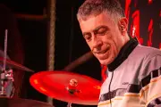 Walter Sidotti llega con Tarea Fina al Teatro Ópera de La Plata: "Volver a las fuentes es una fiesta"