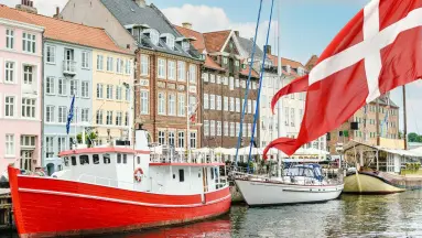 Planes sociales en Dinamarca: “Funcionan muy bien porque todos en la sociedad trabajan juntos”